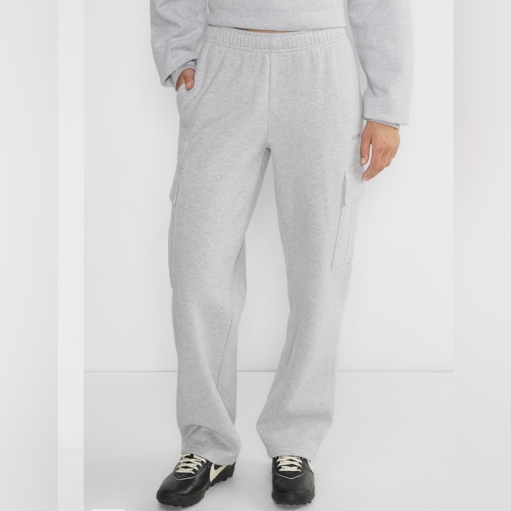 Aritzia Cozy Fleece Mega Cargo™ Sweatpant